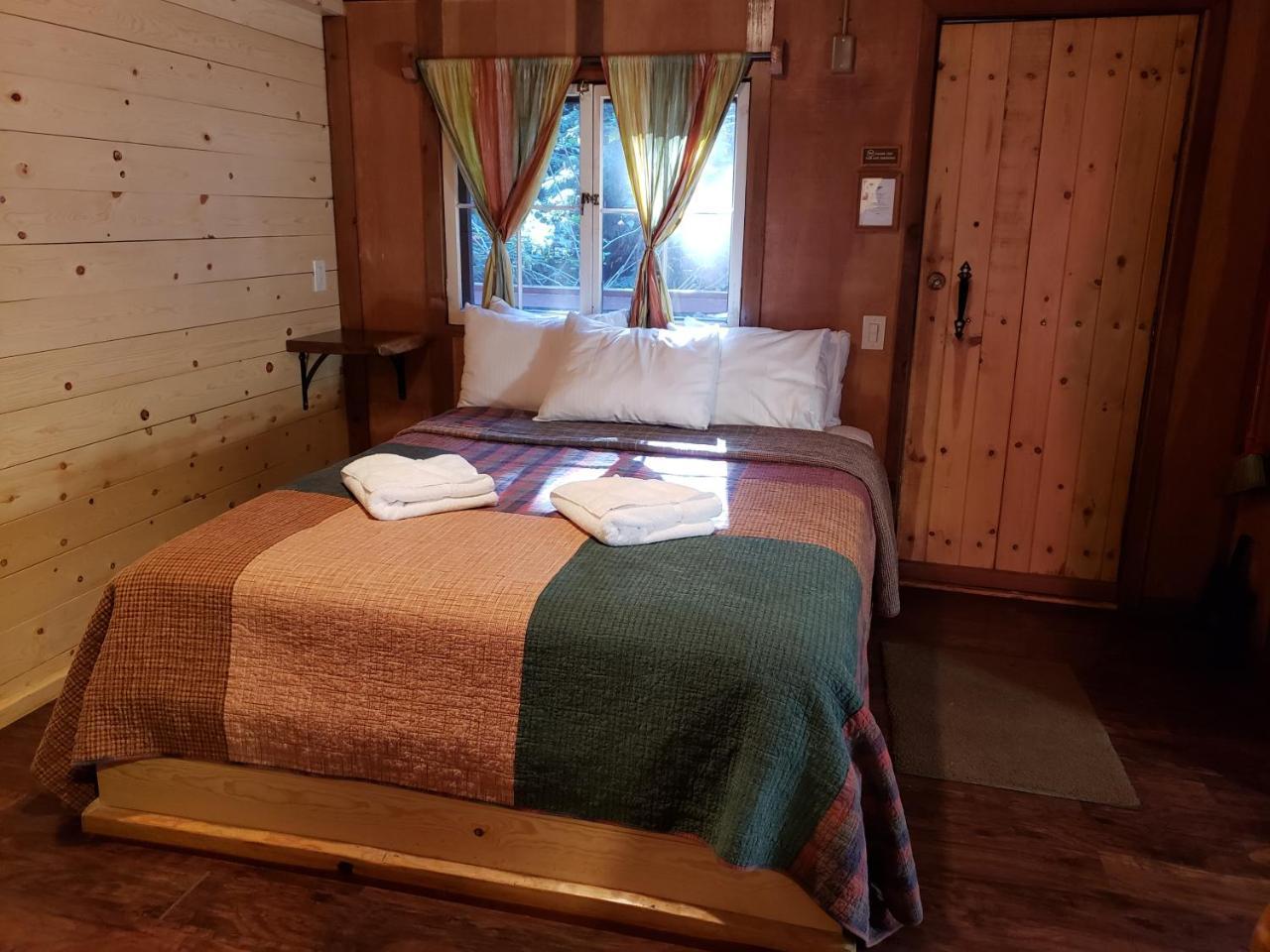 Riverside Campground & Cabins Μπιγκ Σερ Εξωτερικό φωτογραφία